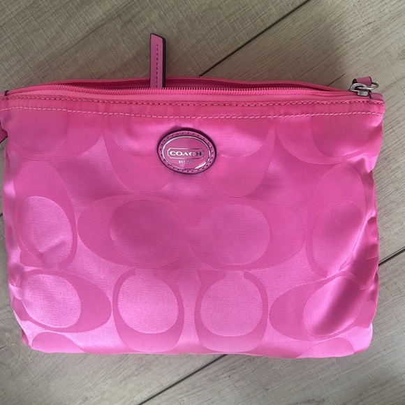 Coach F77321 Signature Nylon Medium Packable Weekender Zip Tote Hot Pink 2 Piece - Picture 7 of 8